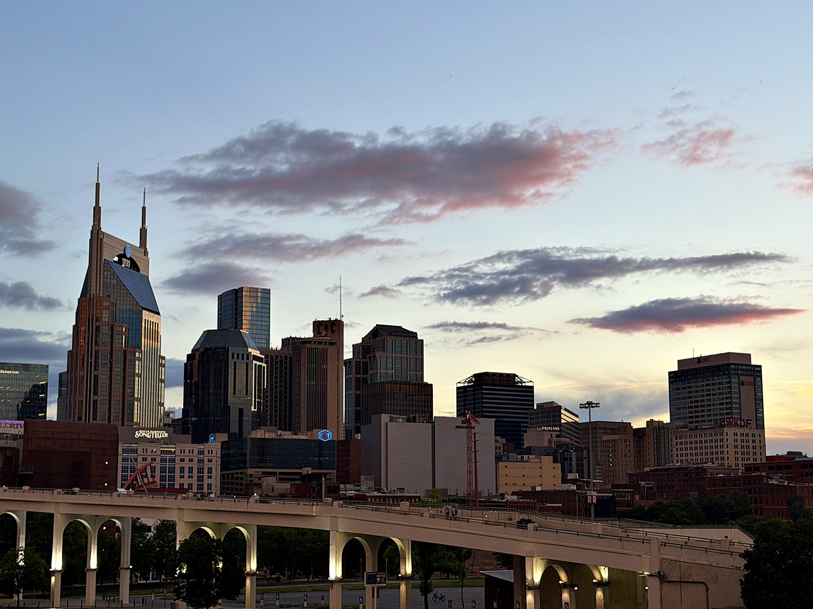 Nashville skyline from the John Seigenthaler Pedestrian Bridge — My Nashville Driver