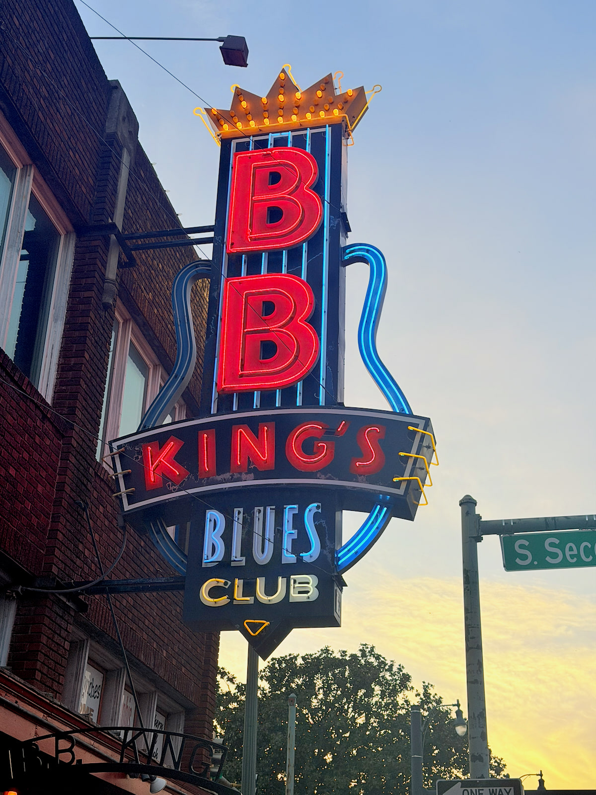 Illuminated B.B. King’s Blues Club sign on Beale Street at dusk